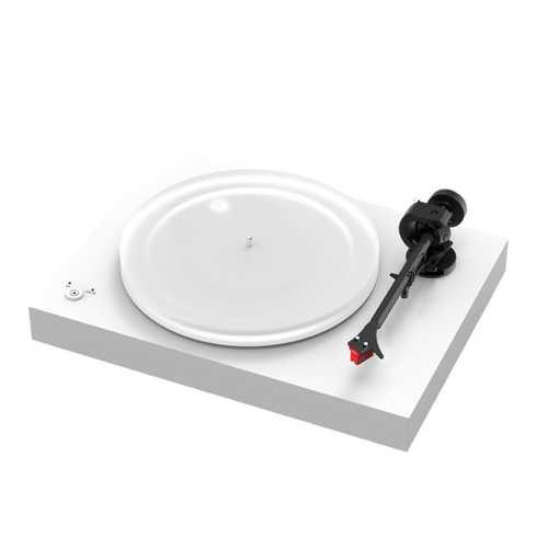  - Satin White / Quintet Red